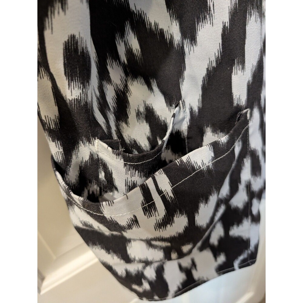 Healing Hands Purple Label Scrub Top Womens S Black White Ikat Pink Trim - Picture 3 of 10
